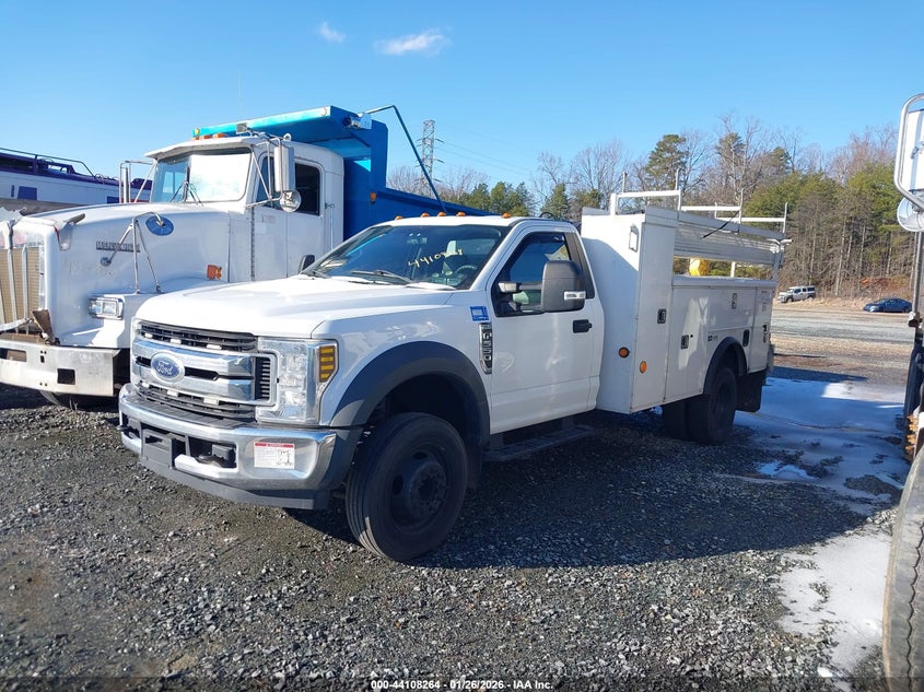 2019 Ford F-550 Chassis Xl