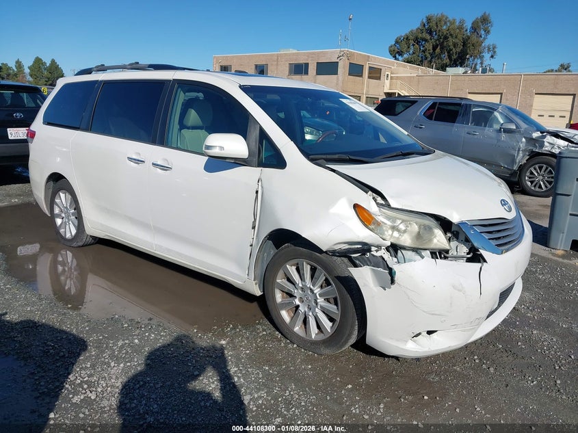 2014 Toyota Sienna Limited 7 Passenger