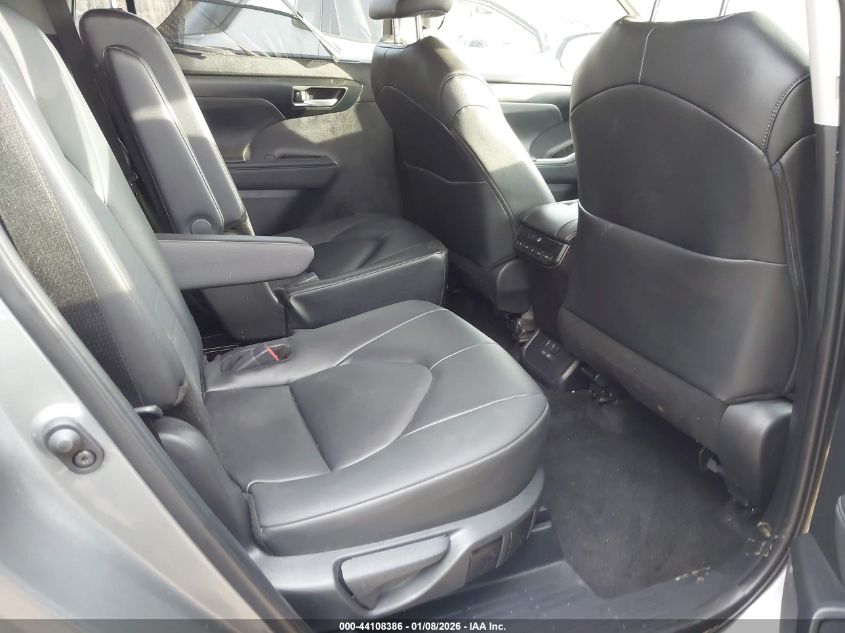 2025 Toyota Highlander - 5TDKDRBH0SS588616