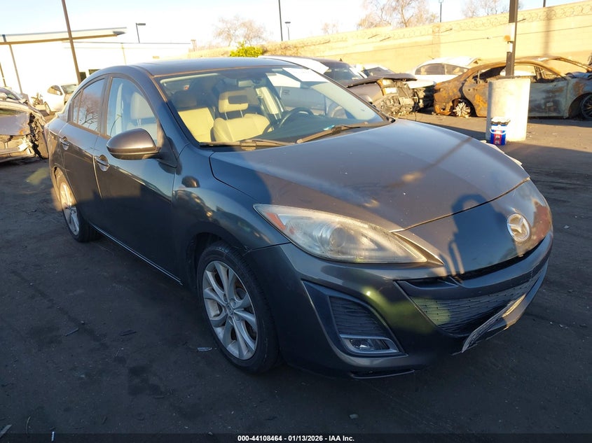 JM1BL1W58B1405495 2011 Mazda Mazda3 S Grand Touring auction photo 1