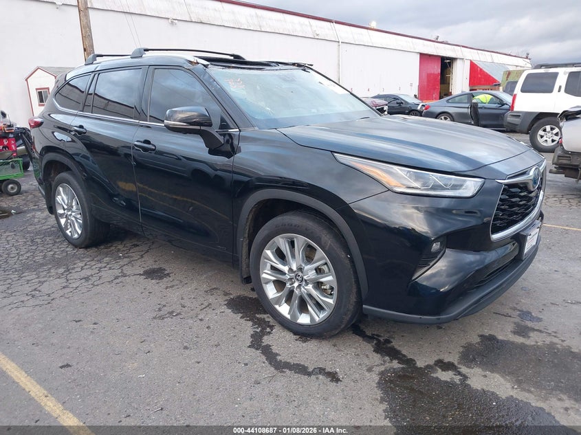 2023 Toyota Highlander Hybrid Limited