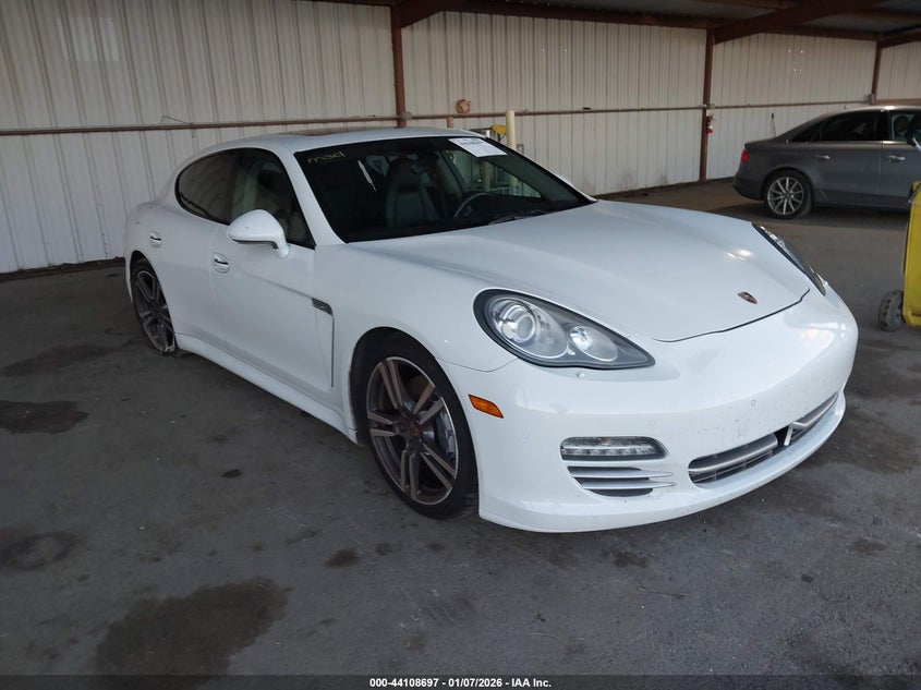 2013 Porsche Panamera 4