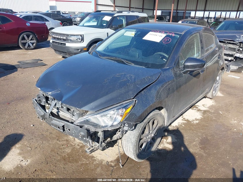 2020 Toyota Yaris Le