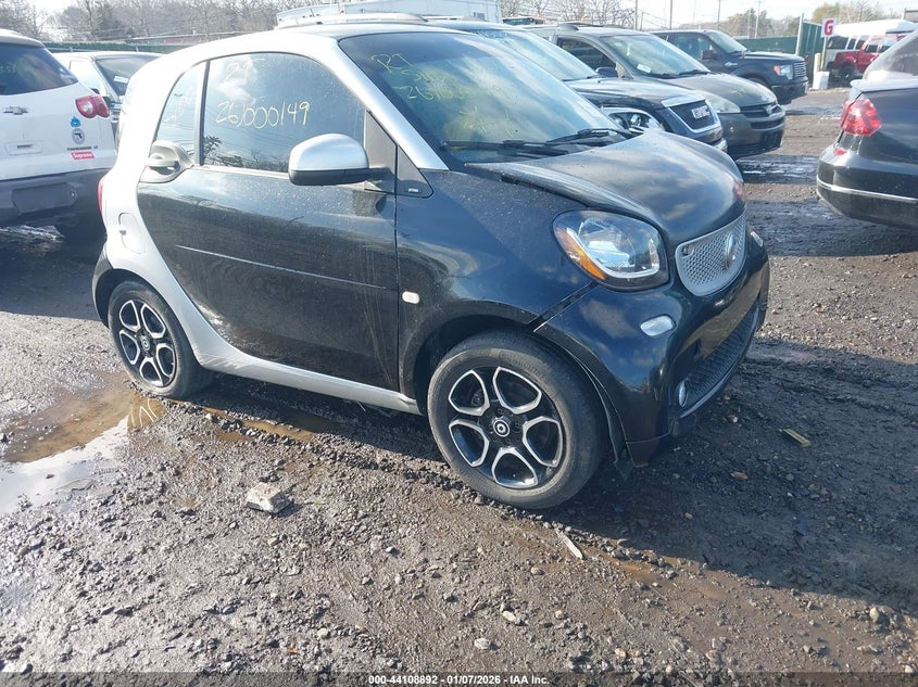 WMEFJ5DA0GK049125 SMART FORTWO Photo 1