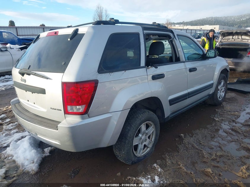 2005 Jeep Grand Cherokee Laredo