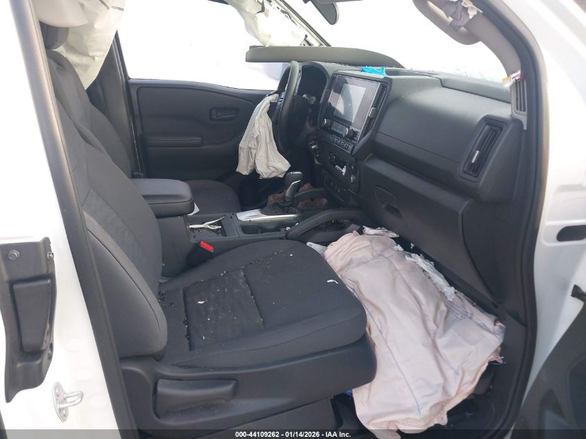 2025 Nissan Frontier