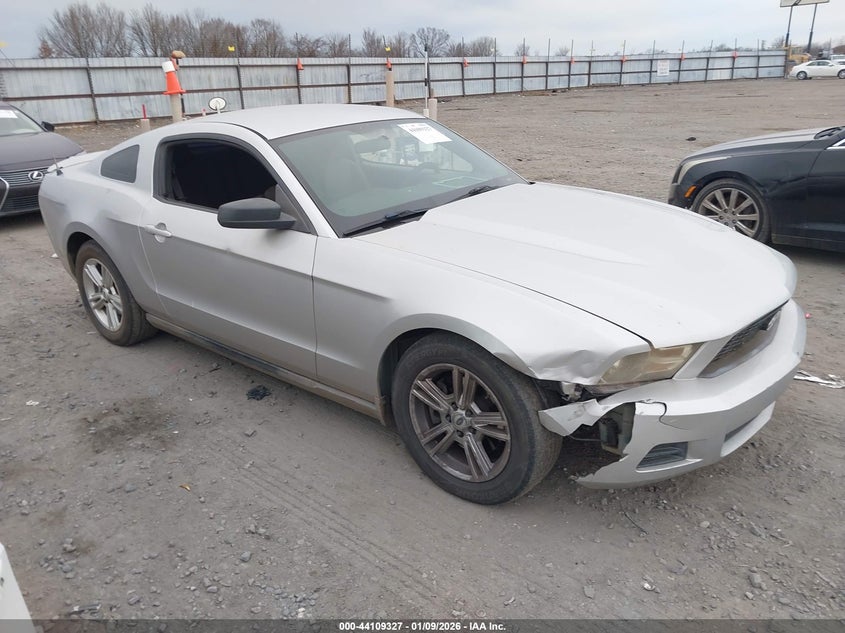 2011 Ford Mustang V6