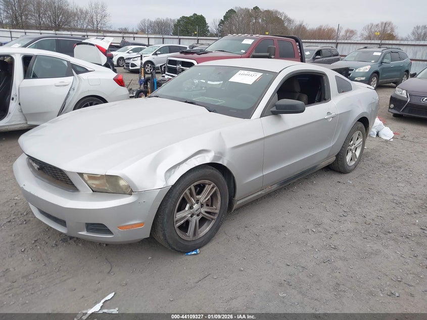 2011 Ford Mustang V6