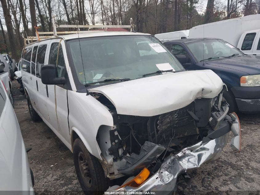 2015 GMC Savana 3500 Lt