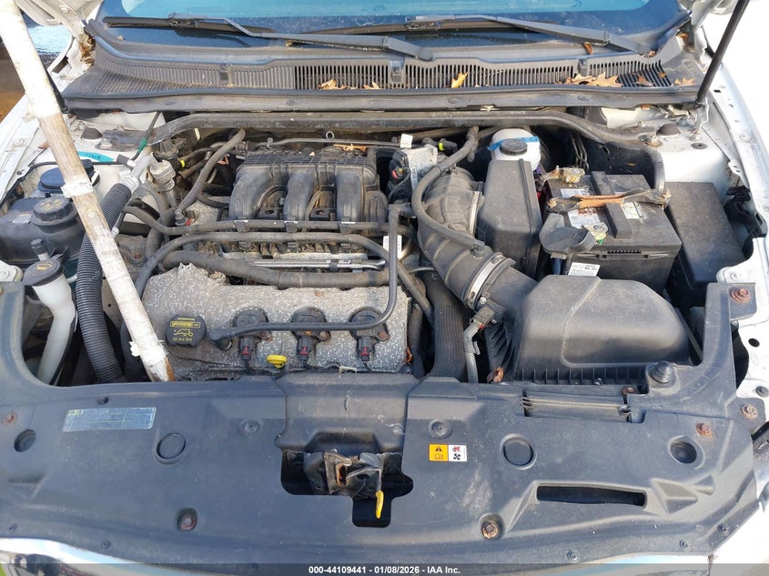 2011 Ford Taurus Sel VIN: 1FAHP2EW9BG182398 Lot: 44109441