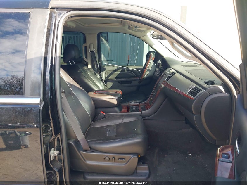 2012 Cadillac Escalade Esv Luxury