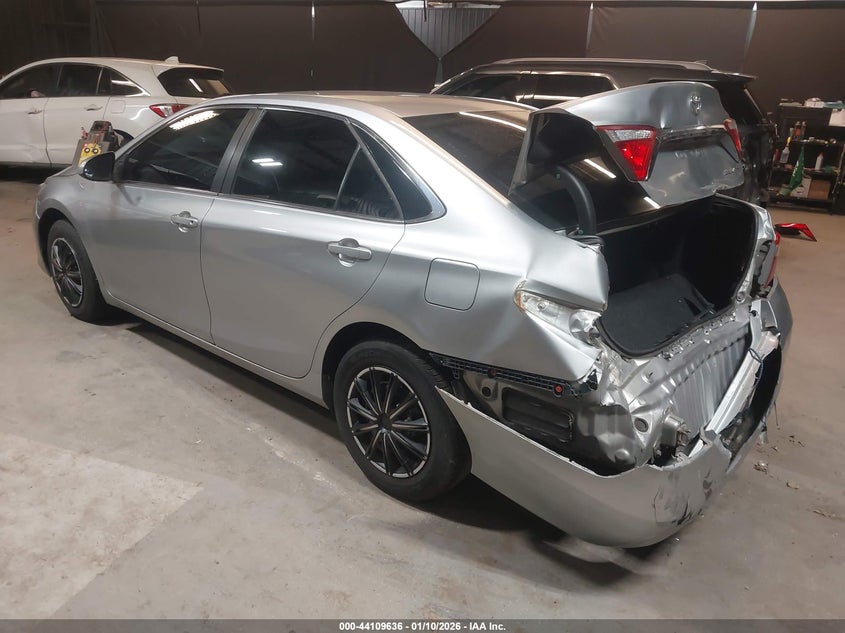 2015 Toyota Camry Le