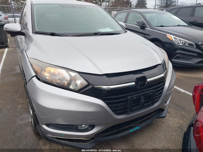 VIN 3CZRU5H59HM725883 2017 HONDA HR-V EX