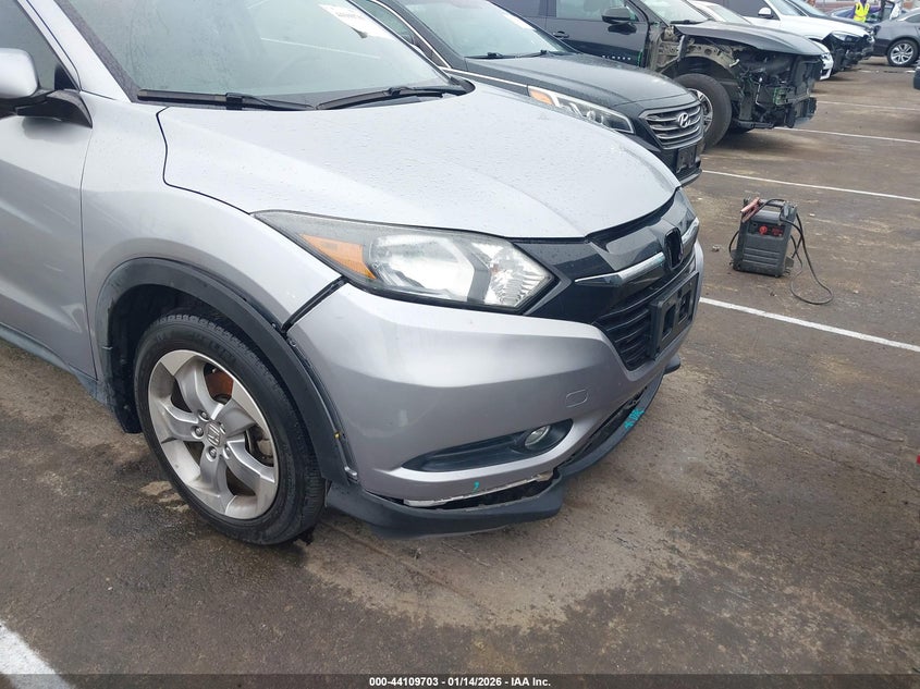 VIN 3CZRU5H59HM725883 2017 HONDA HR-V EX