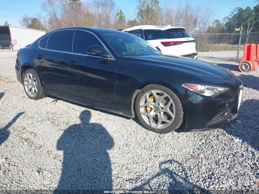 ZARFAECN3J7577583 ALFA ROMEO GIULIA Photo 1