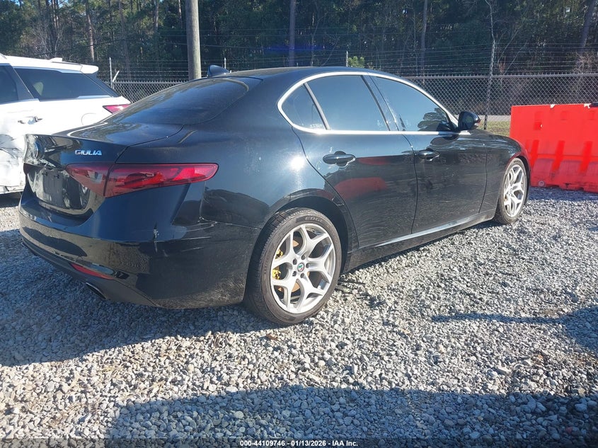 2018 Alfa Romeo Giulia Ti Rwd