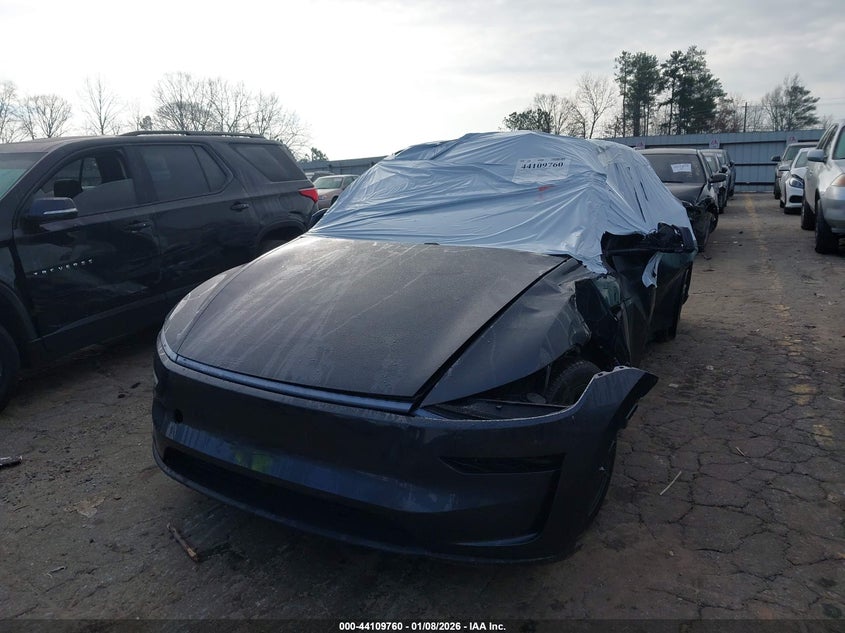 2026 Tesla Model Y Premium Rear-Wheel Drive/Standard Rear-Wheel Drive