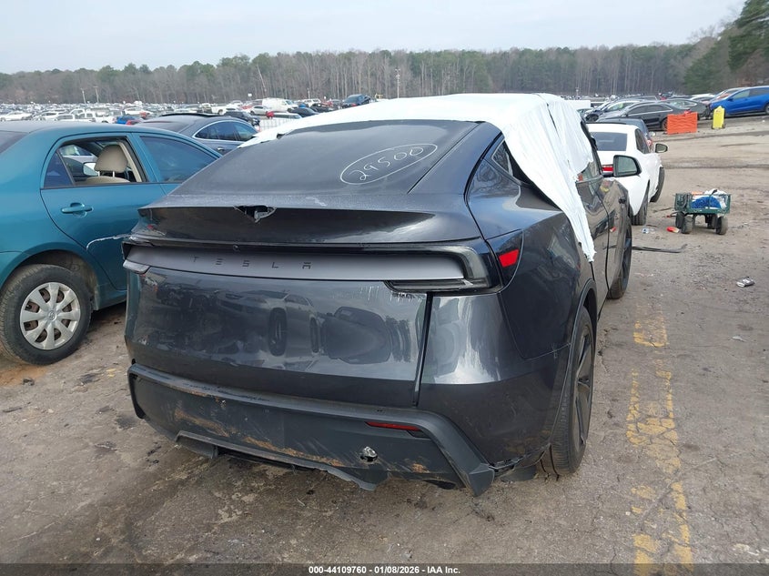 2026 Tesla Model Y Premium Rear-Wheel Drive/Standard Rear-Wheel Drive