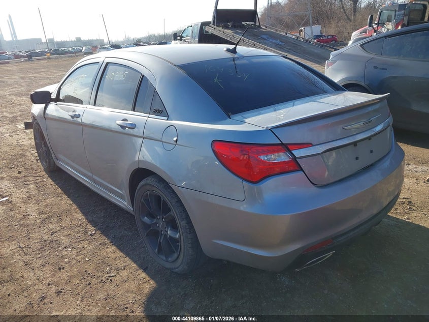 2014 Chrysler 200 Limited 1C3CCBCG9EN164354 photo #4
