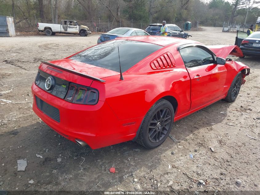 2014 Ford Mustang V6