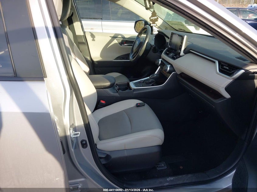 VIN JTMN1RFV8KD524292 2019 TOYOTA RAV4 LIMITED