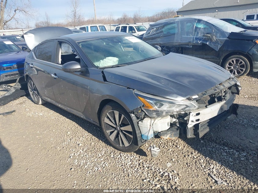 2022 Nissan Altima Sv Fwd