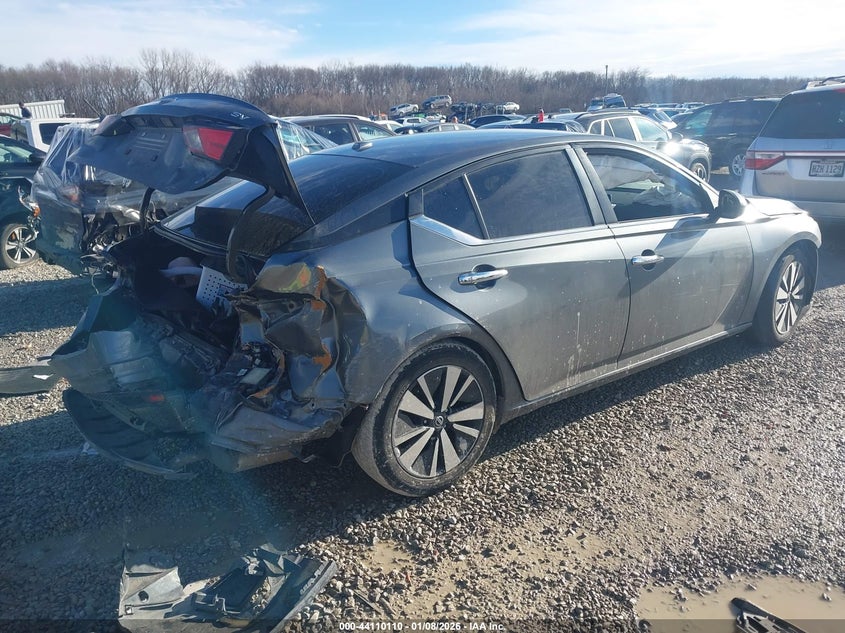 2022 Nissan Altima Sv Fwd