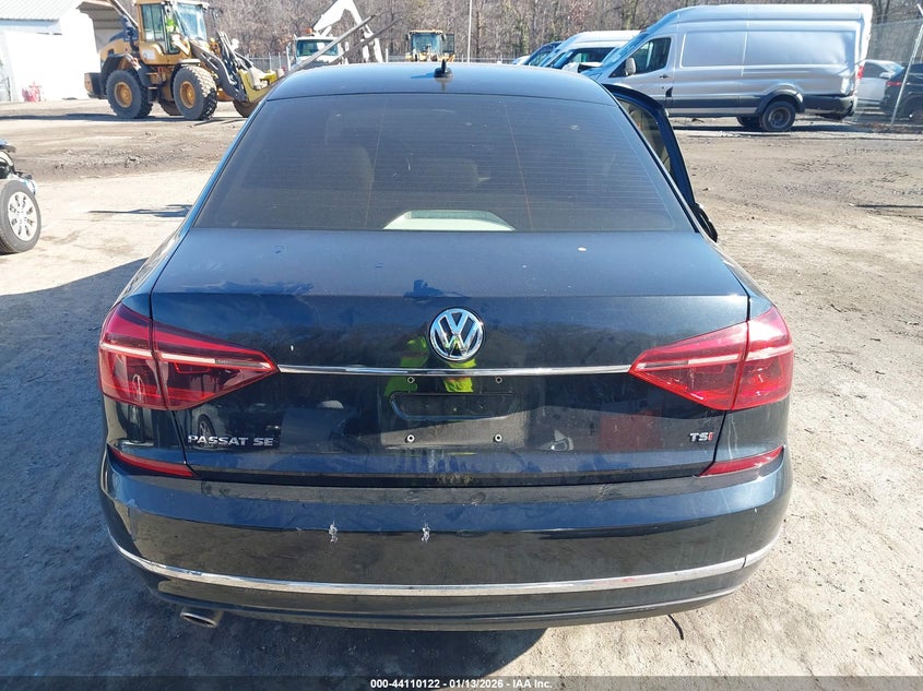 VIN 1VWBA7A36JC010844 2018 VOLKSWAGEN PASSAT 2.0T SE
