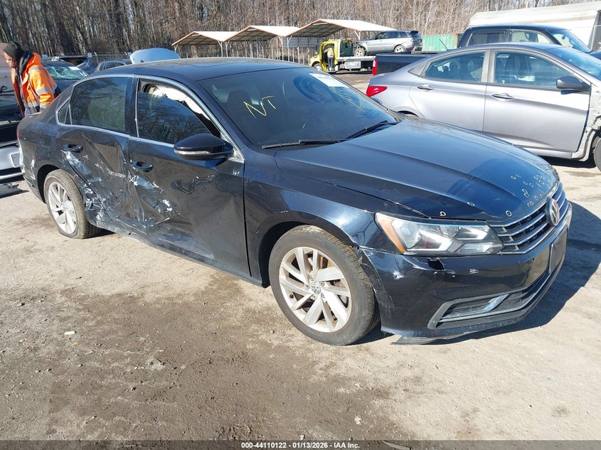 2018 Volkswagen Passat 2.0T Se