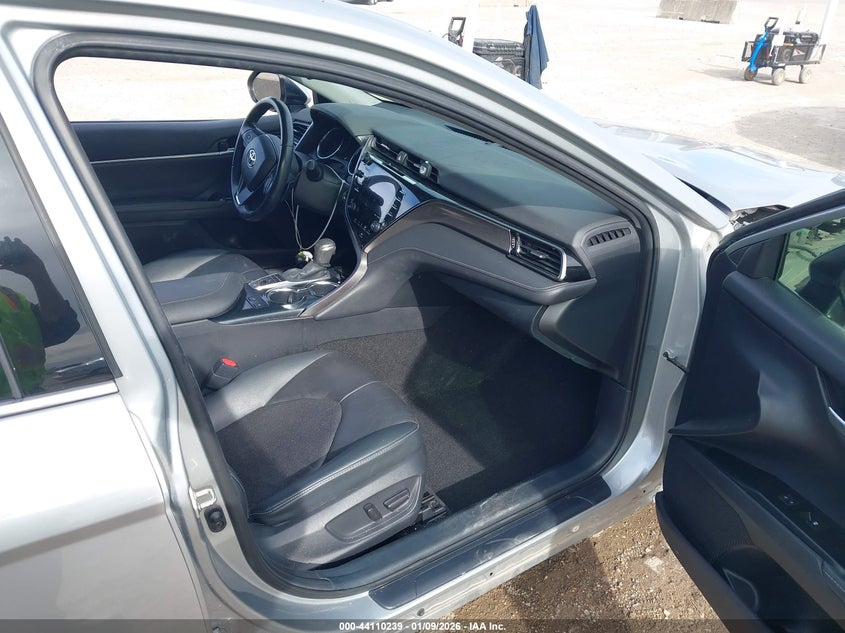 2020 Toyota Camry Xse