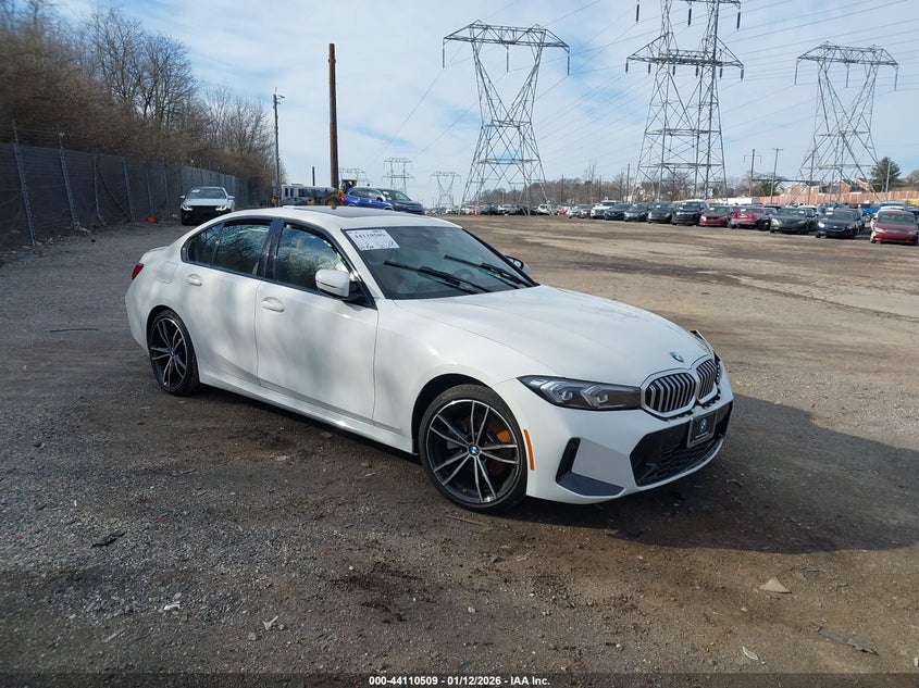 BMW 330I 2023. Lot# 44110509. VIN 3MW89FF09P8D04928. Photo 1