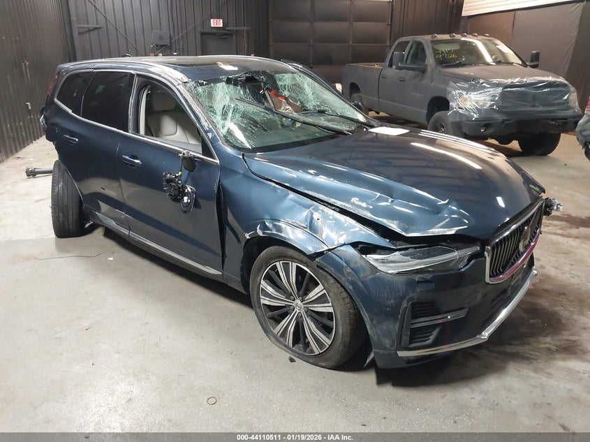 2023 Volvo Xc60 B5 Plus Bright Theme