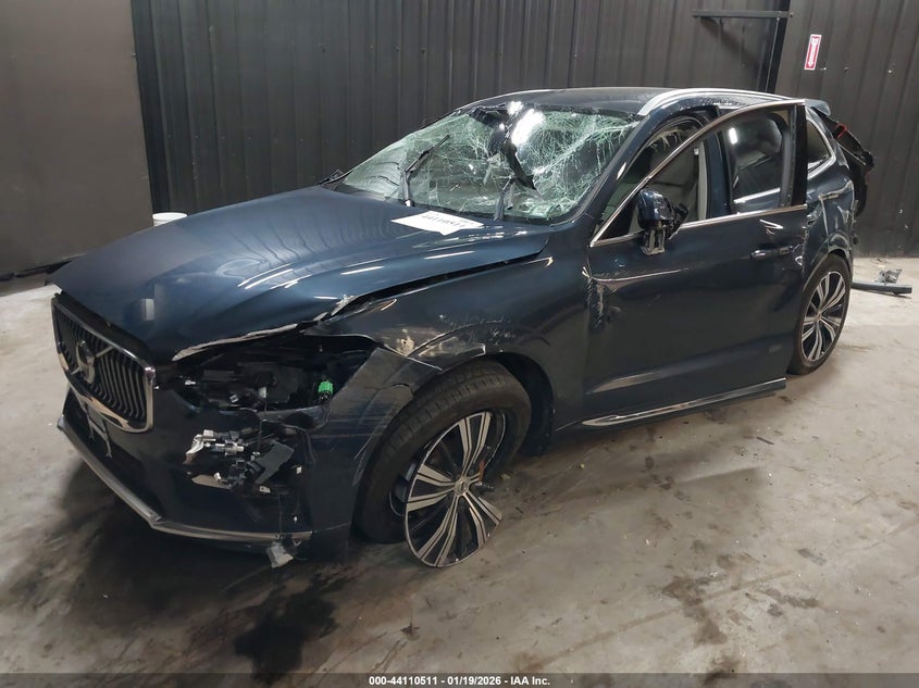2023 Volvo Xc60 B5 Plus Bright Theme