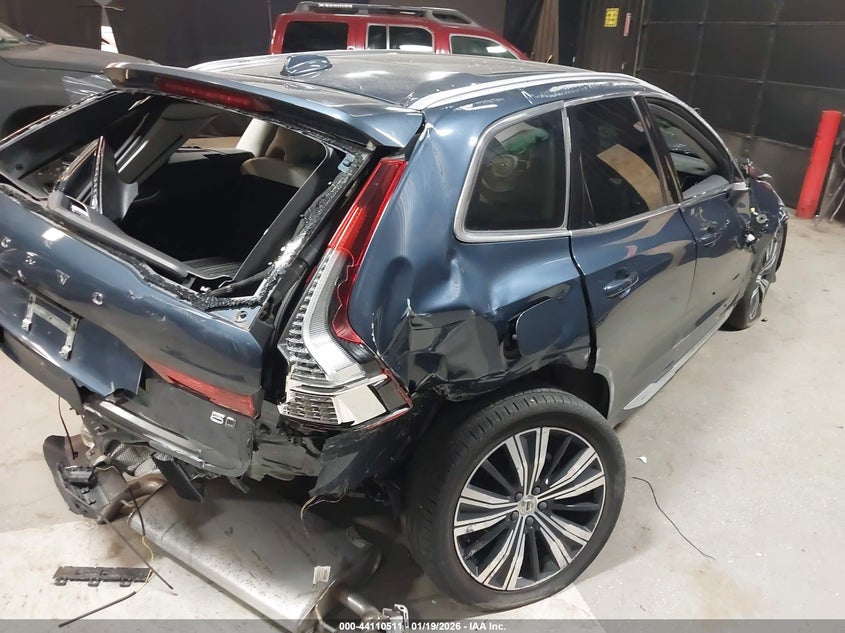 2023 Volvo Xc60 B5 Plus Bright Theme