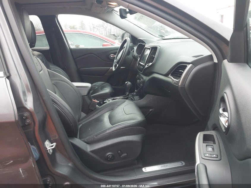 VIN 1C4PJMDX5MD236538 2021 JEEP CHEROKEE LIMITED 4X4