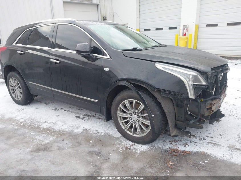 2017 CADILLAC XT5 LUXURY