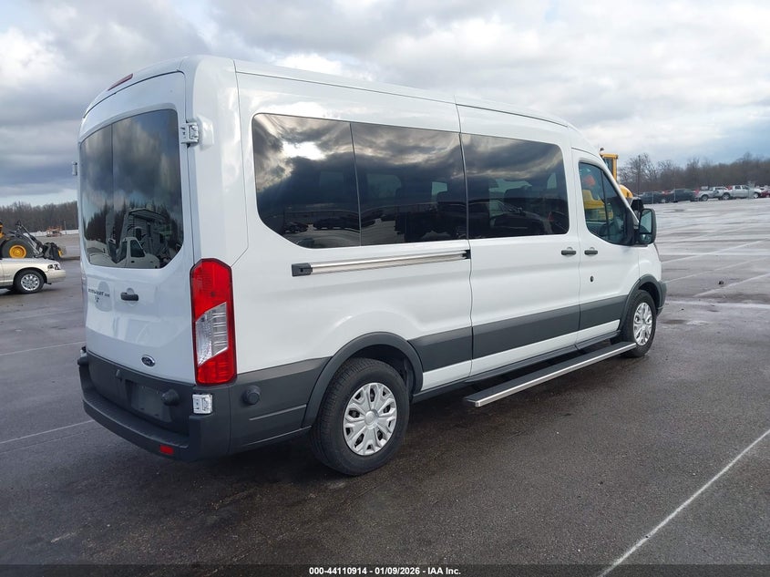 2017 Ford Transit-350 Xl