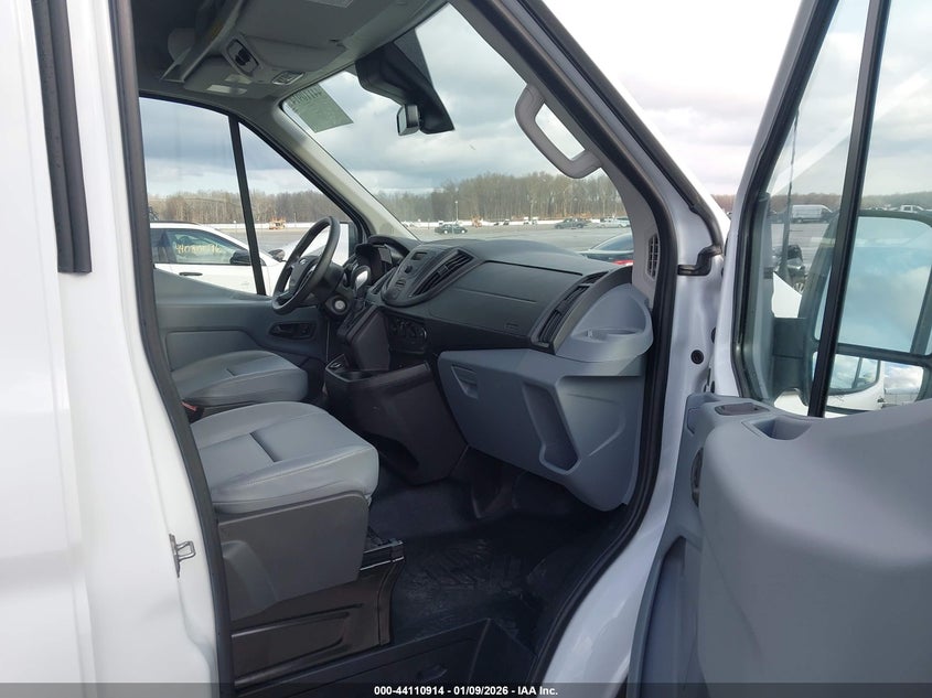 2017 Ford Transit-350 Xl