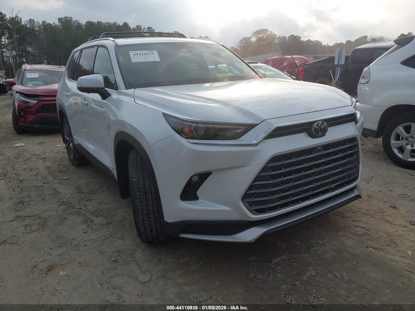 2026 Toyota Grand Highlander Hybrid Max Platinum