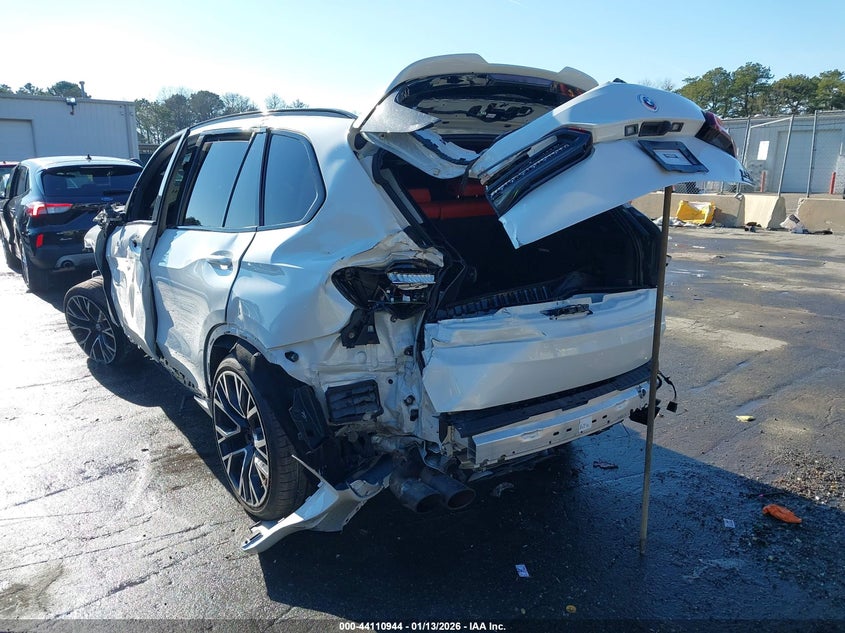 Vin: 5ymju0c07n9m18232, lot: 44606840, bmw x5 m 20223