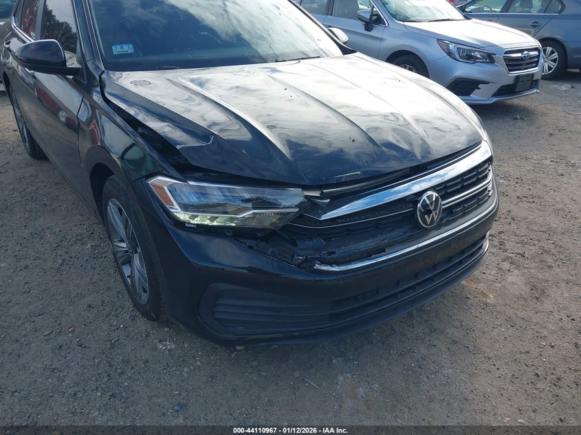 2024 VOLKSWAGEN JETTA auction photo 6