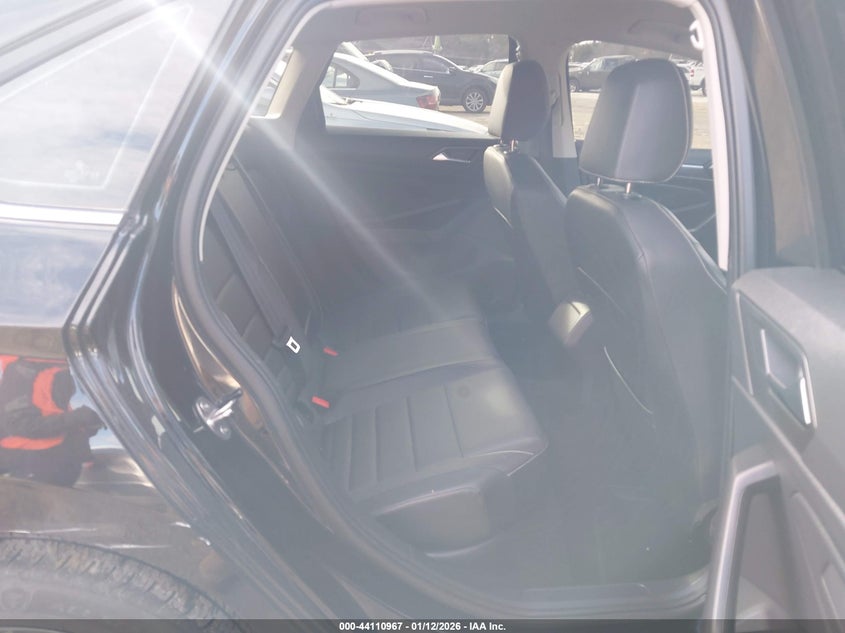 2024 VOLKSWAGEN JETTA auction photo 8