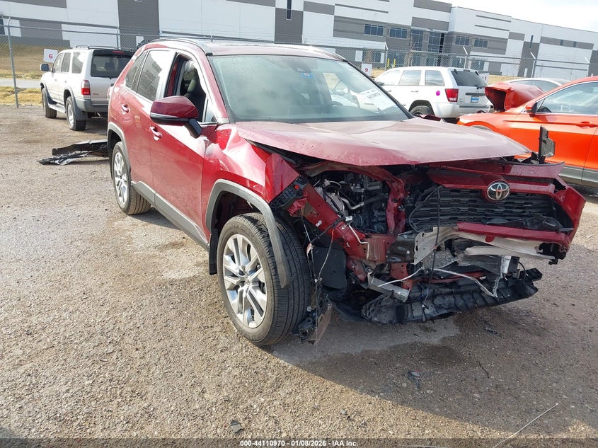 2024 Toyota Rav4 Xle Premium