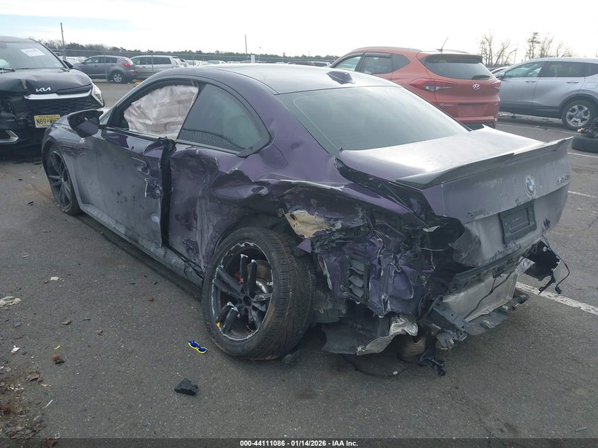 VIN 3MW53CM08R8E53579 2024 BMW M240 I XDRIVE