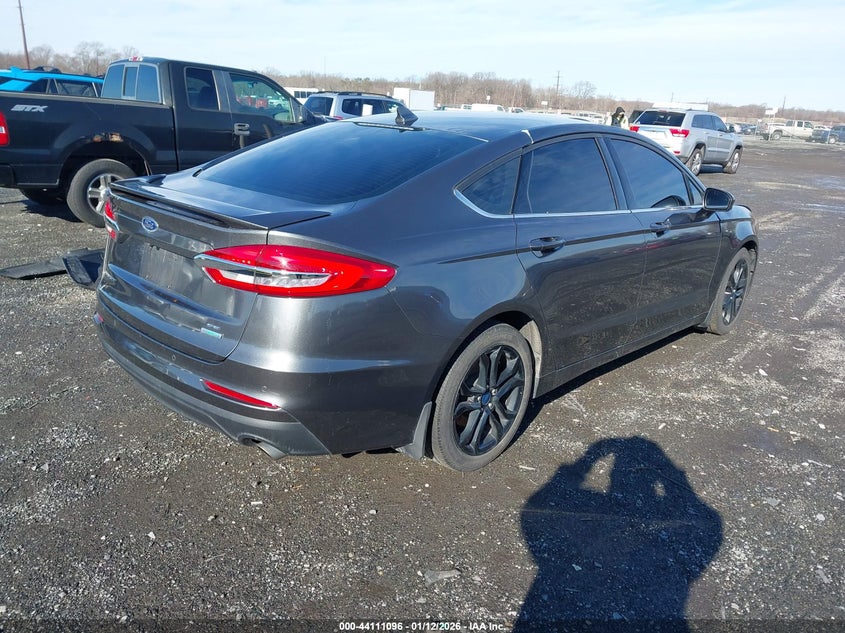 2020 Ford Fusion Se