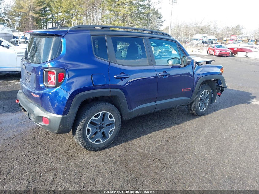 2016 Jeep Renegade Trailhawk