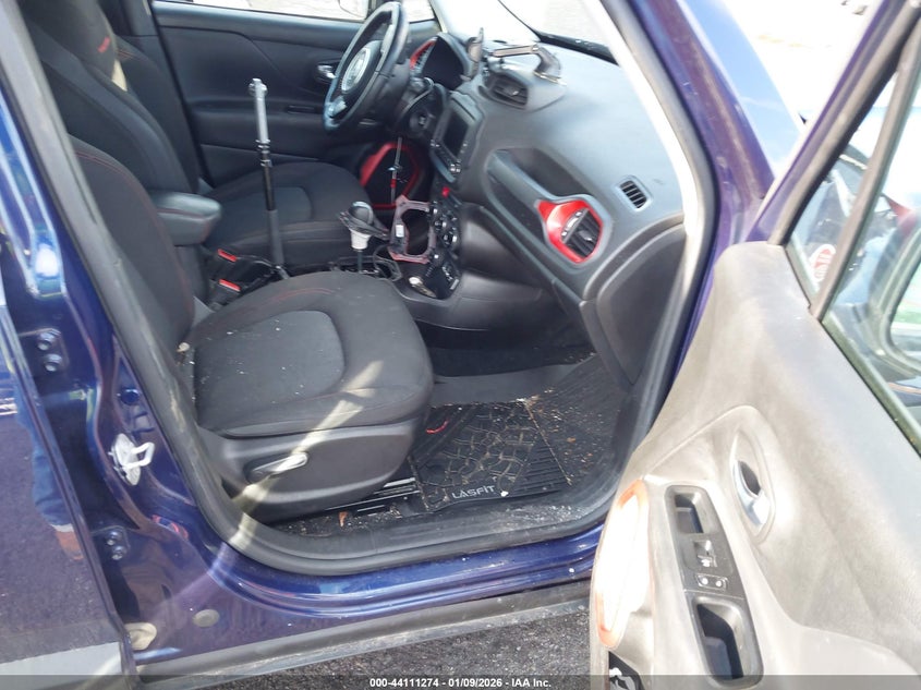 2016 Jeep Renegade Trailhawk