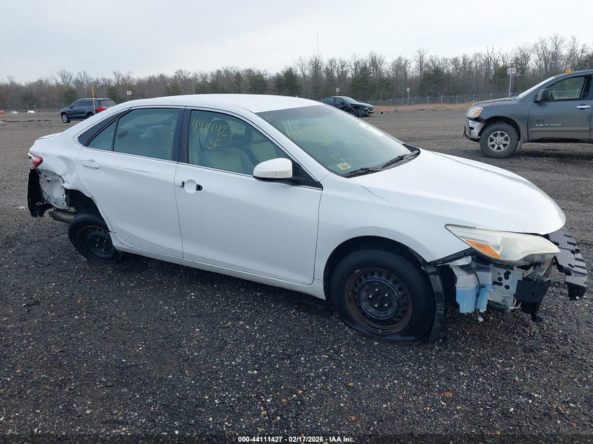 2016 Toyota Camry Le