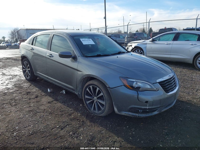 CHRYSLER 200 TOURING