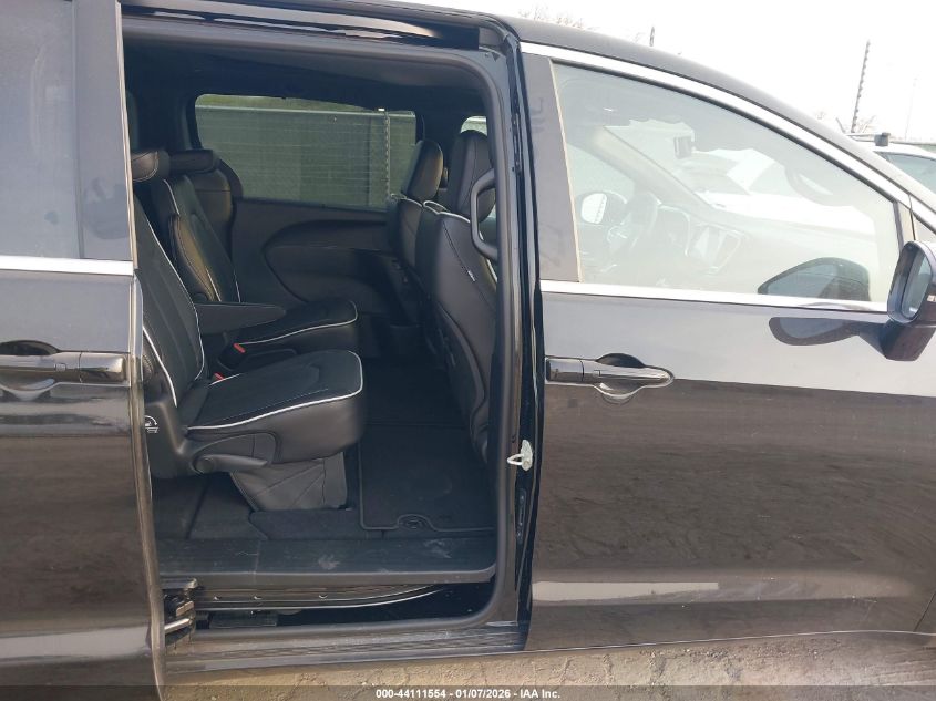 2026 Chrysler Pacifica - 2C4RC1GG6TR200205